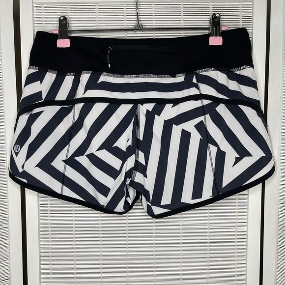 Lululemon Speed Short Which Way Sway Black White Size 6 NWT - Picture 3 of 8
